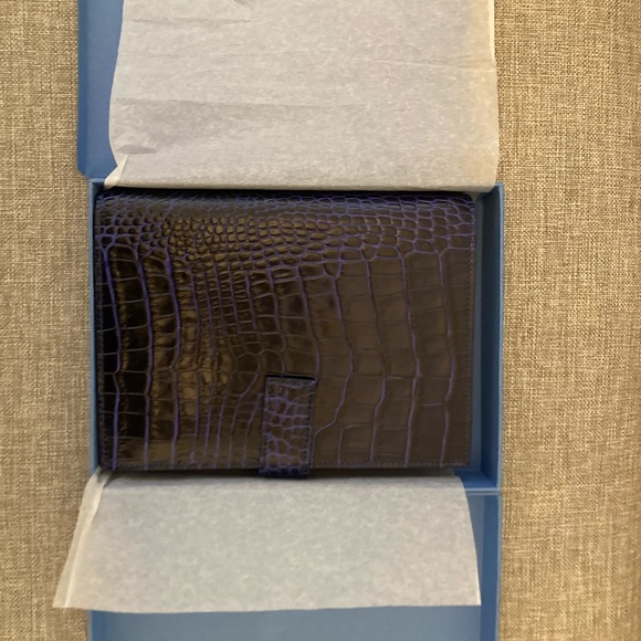 NIB Smythson Bond Organizer/Agenda in Blue Croc. GORGEOUS!! Retails for $455. - Picture 7 of 8